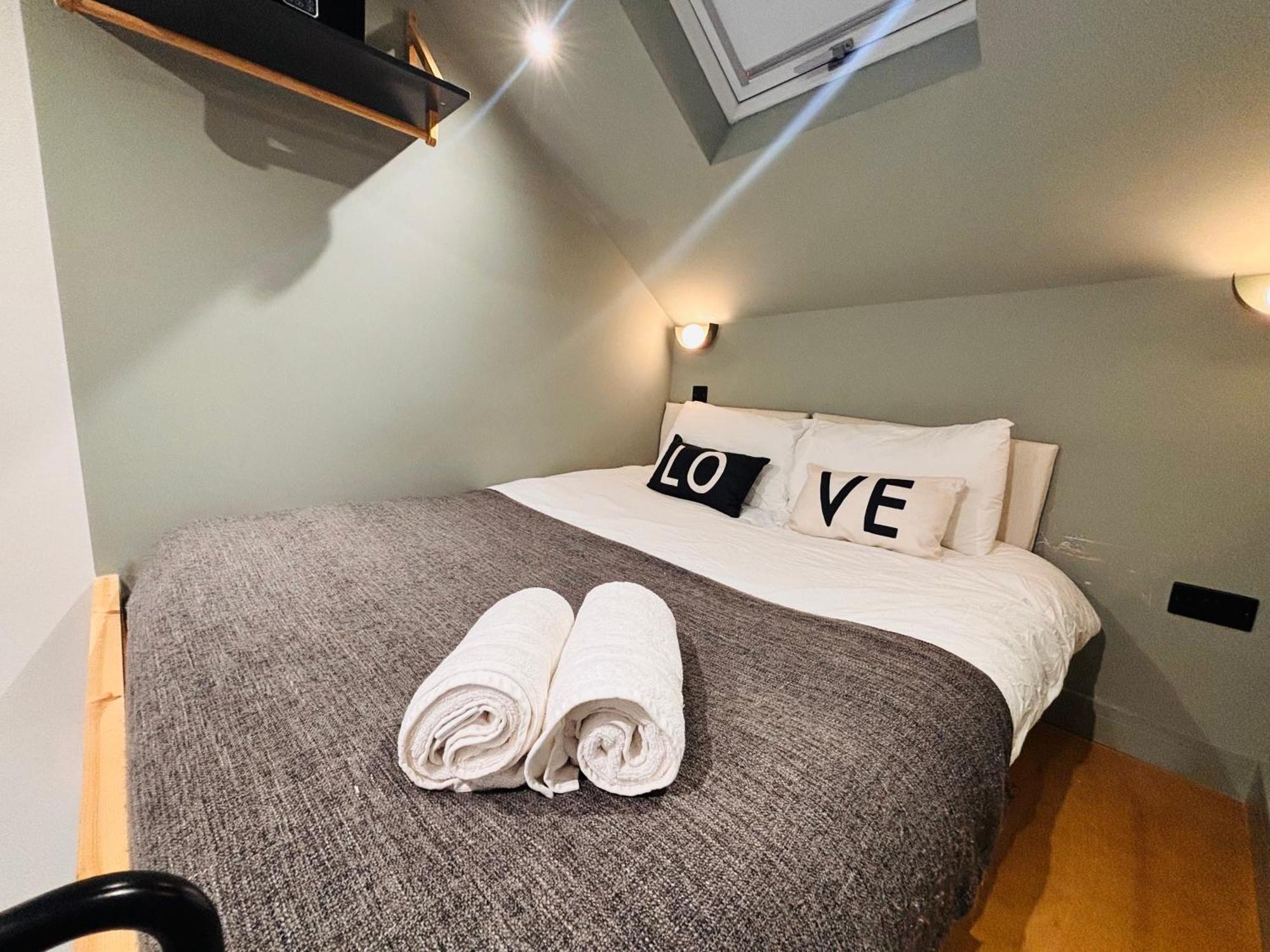 Hackney - No 19 - Vibrant Getaway London